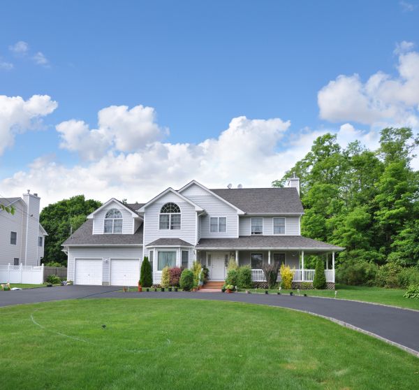 Asphalt Driveway Sealcoating in Clovis