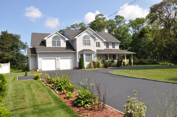 Driveway Resealing in Clovis