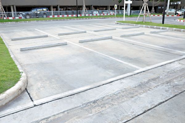 Parking Lot Resurfacing in Clovis
