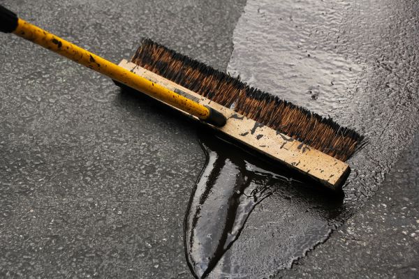 Asphalt Driveway Sealing in Clovis